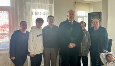 VALİ EROL, HANE ZİYARETLERİNİ SÜRDÜRÜYOR