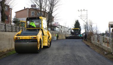 GÜRGENTEPE’DE SICAK ASFALT MUTLULUĞU GÜRGENTEPE’DE SICAK ASFALT MUTLULUĞU