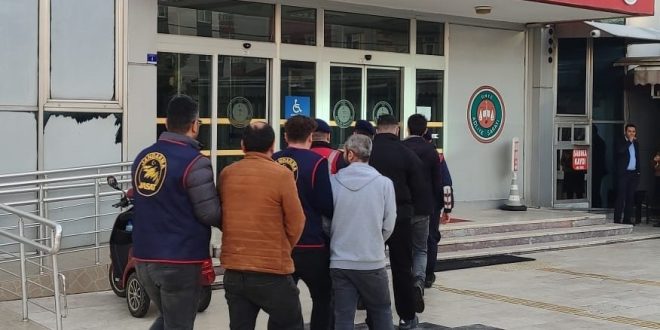 KABLO HIRSIZLARI YAKAYI ELE VERDİ