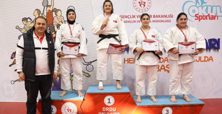 BÜYÜKŞEHİR SPORCULARINDAN YENİ BAŞARILAR GELDİ