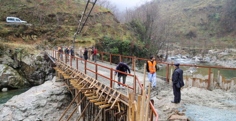 BÜYÜKŞEHİR, KÖPRÜ HASRETİNE SON VERDİ