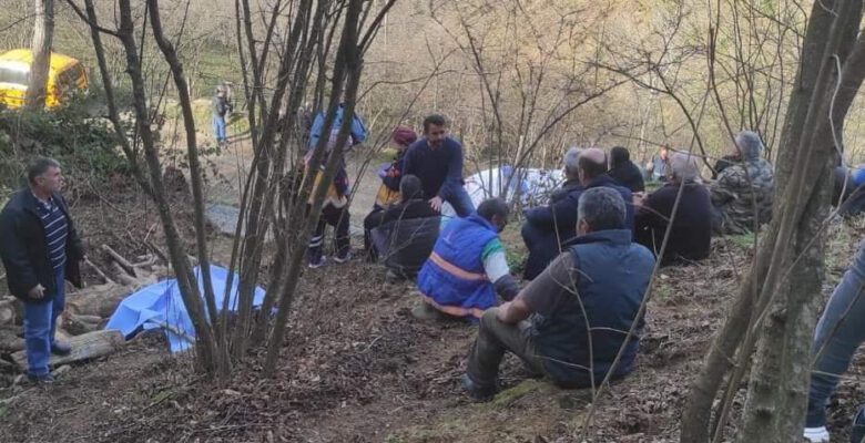 FINDIK BAHÇESİNDE H*YATINI KAYBETTİ
