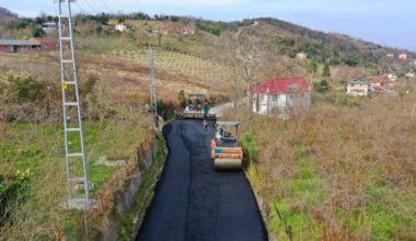 PERŞEMBE’DE YOL YATIRIMLARI SÜRÜYOR
