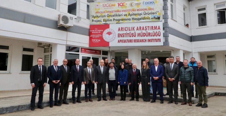ARICILARA APİTERAPİ EĞİTİMİ VERİLDİ