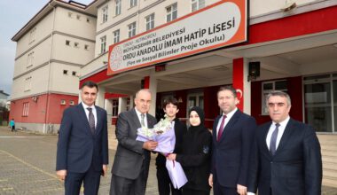 VALİ EROL’DAN LİSE ZİYARETİ…