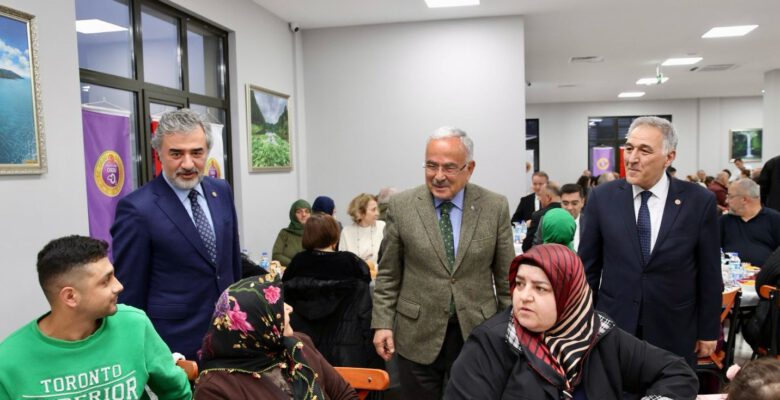 GÜLER, ŞEHİT AİLELERİ VE GAZİLERLE İFTARDA BULUŞTU