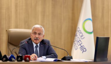 BAŞKAN GÜLER: OTOPARK SORUNU BİTECEK