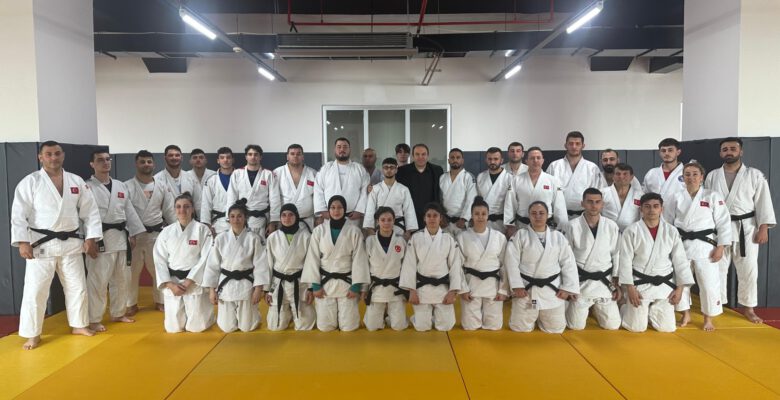 JUDO ANTRENÖRLÜK KURSU BAŞLADI